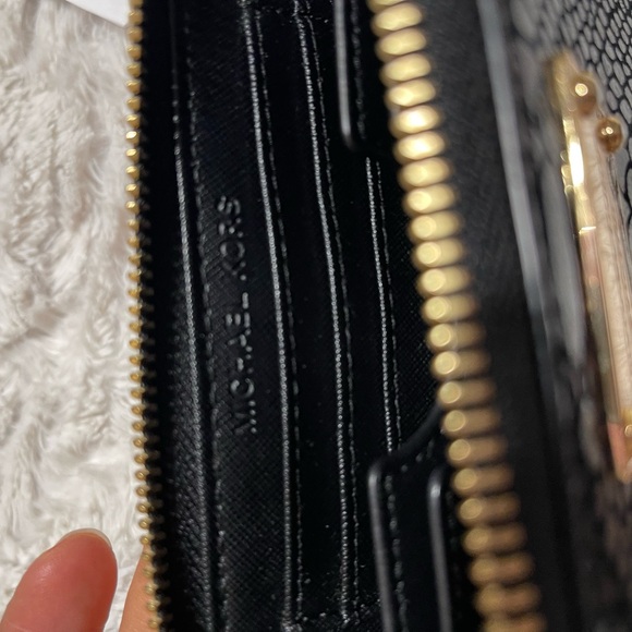 Michael Kors wallet black leather - Picture 6 of 10